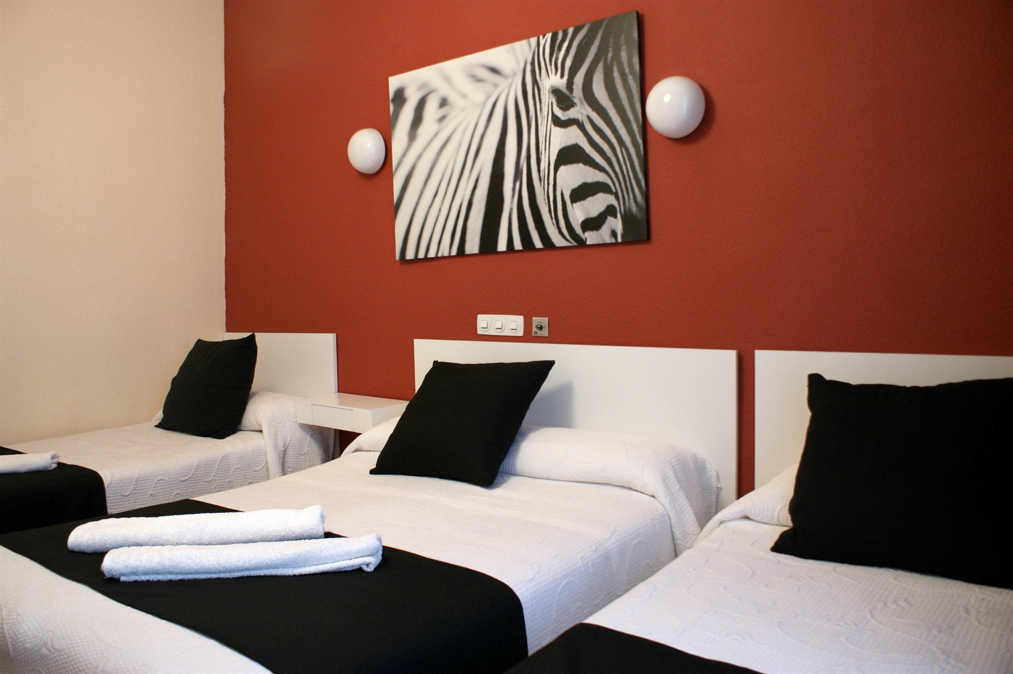 מדריד Hostal Rias Bajas מראה חיצוני תמונה